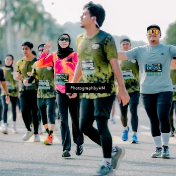 Runner Photo 6564040