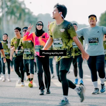 Runner Photo 6564042