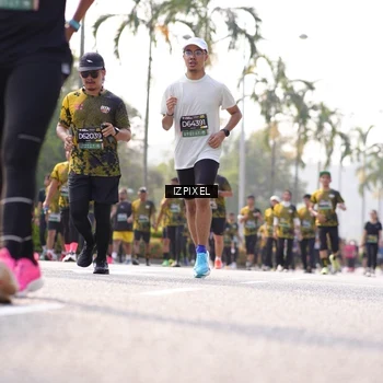 Runner Photo 6564084