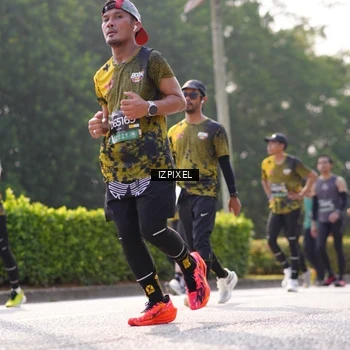 Runner Photo 6564086