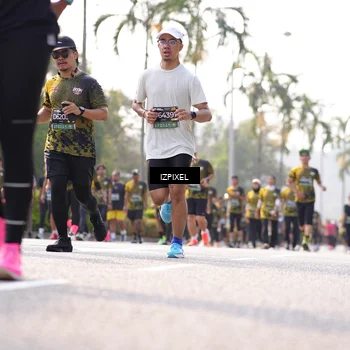 Runner Photo 6564091