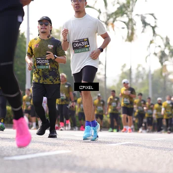 Runner Photo 6564112