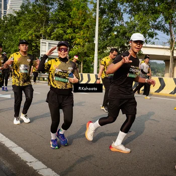 Runner Photo 6564133
