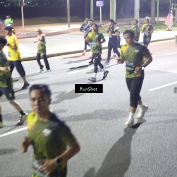 Runner Photo 6564181