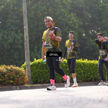 Runner Photo 6564245