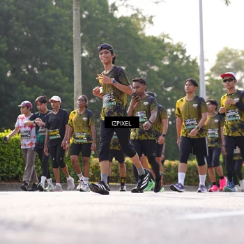 Runner Photo 6564275
