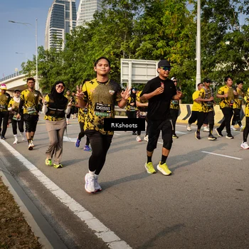 Runner Photo 6564473