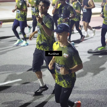 Runner Photo 6564918