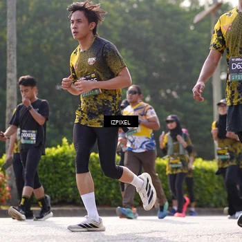 Runner Photo 6565025
