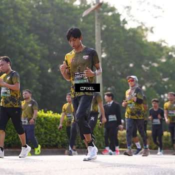 Runner Photo 6565111