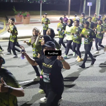Runner Photo 6565228
