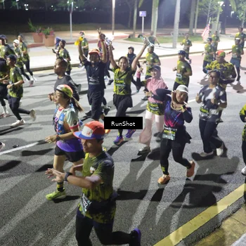 Runner Photo 6565431