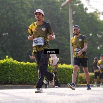 Runner Photo 6565494
