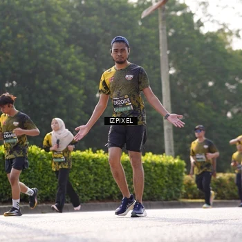 Runner Photo 6565517