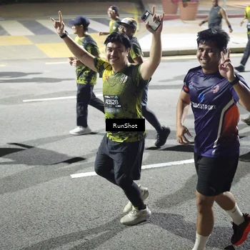 Runner Photo 6565680