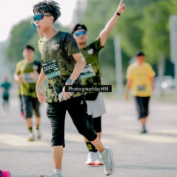 Runner Photo 6565699