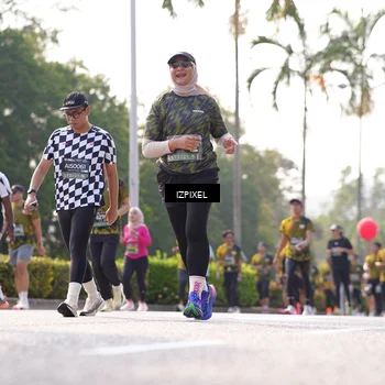 Runner Photo 6565743