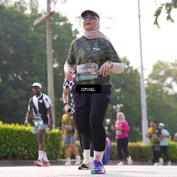 Runner Photo 6565783
