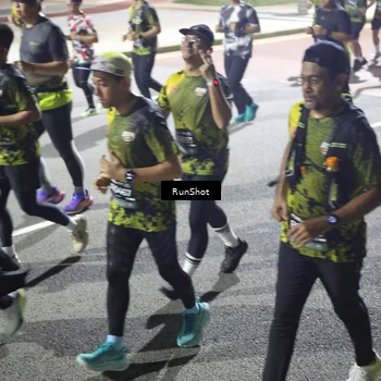Runner Photo 6565980