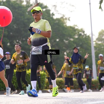Runner Photo 6566010