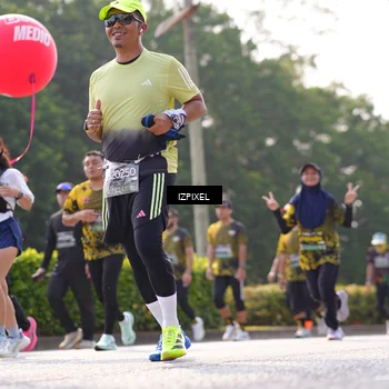Runner Photo 6566012