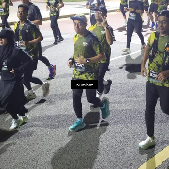 Runner Photo 6566020