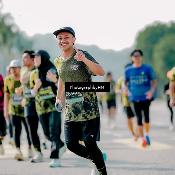 Runner Photo 6566095