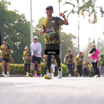 Runner Photo 6566276