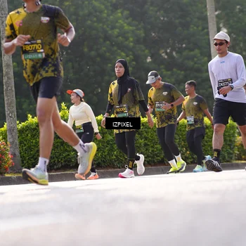 Runner Photo 6566311