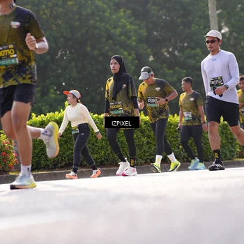 Runner Photo 6566339