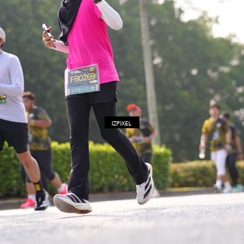 Runner Photo 6566381