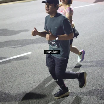 Runner Photo 6566387