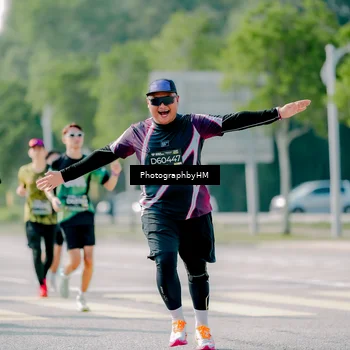 Runner Photo 6566399