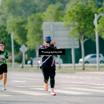 Runner Photo 6566475