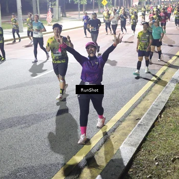 Runner Photo 6566635