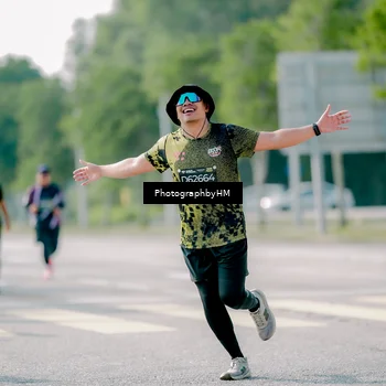Runner Photo 6566731