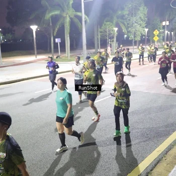 Runner Photo 6566854