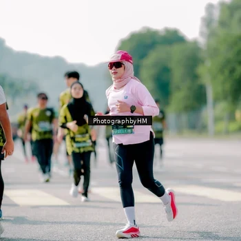 Runner Photo 6566863