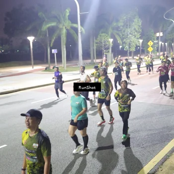 Runner Photo 6566898