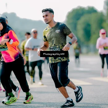 Runner Photo 6566929
