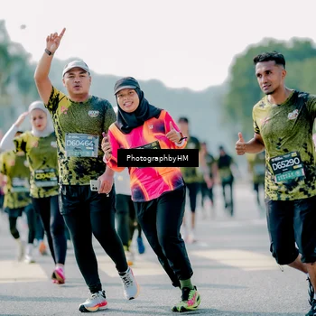 Runner Photo 6566935