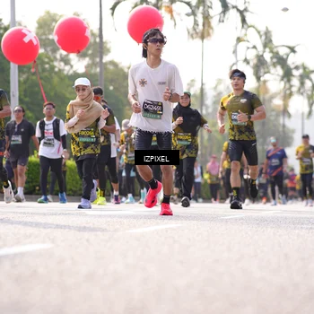 Runner Photo 6566939