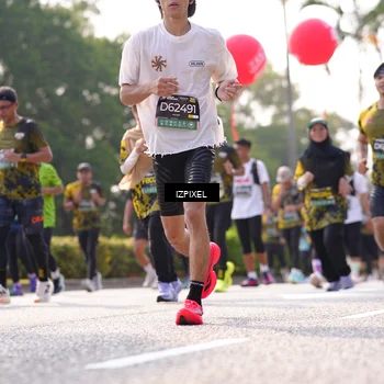 Runner Photo 6566971