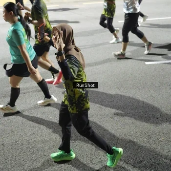 Runner Photo 6566989