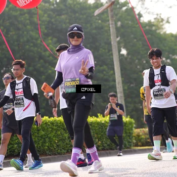 Runner Photo 6567060