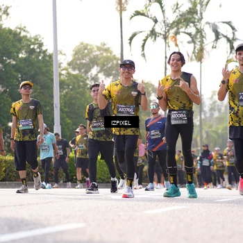 Runner Photo 6567103