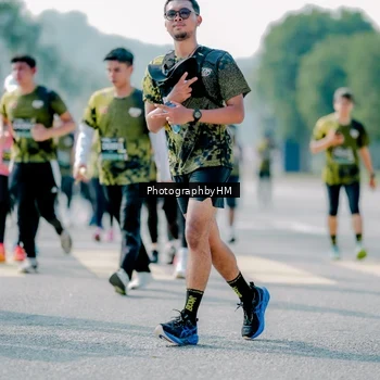 Runner Photo 6567210