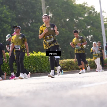 Runner Photo 6567242