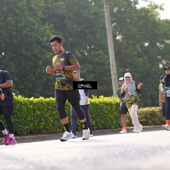 Runner Photo 6567311