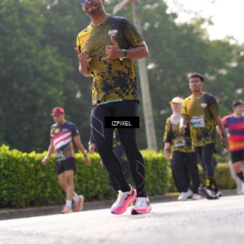 Runner Photo 6567365